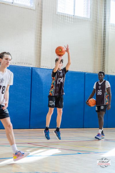 z1a2088-avec-accentuation-bruit