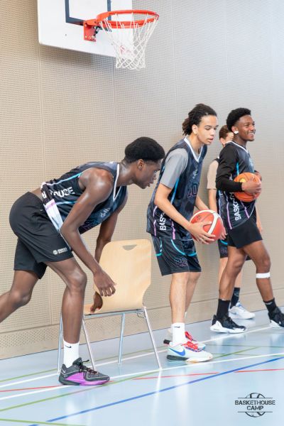 z1a1060-avec-accentuation-bruit