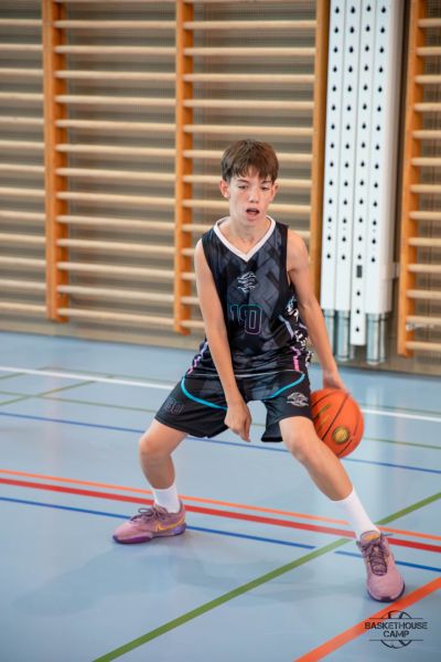 z1a1148-avec-accentuation-bruit