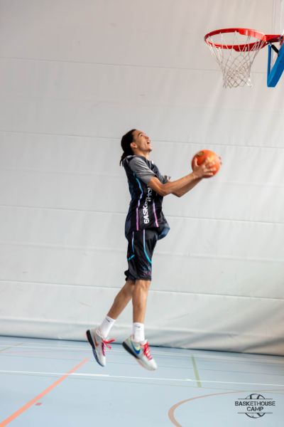 z1a1279-avec-accentuation-bruit