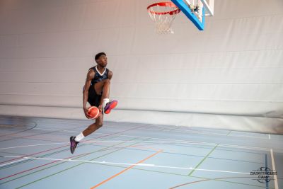 z1a1366-avec-accentuation-bruit